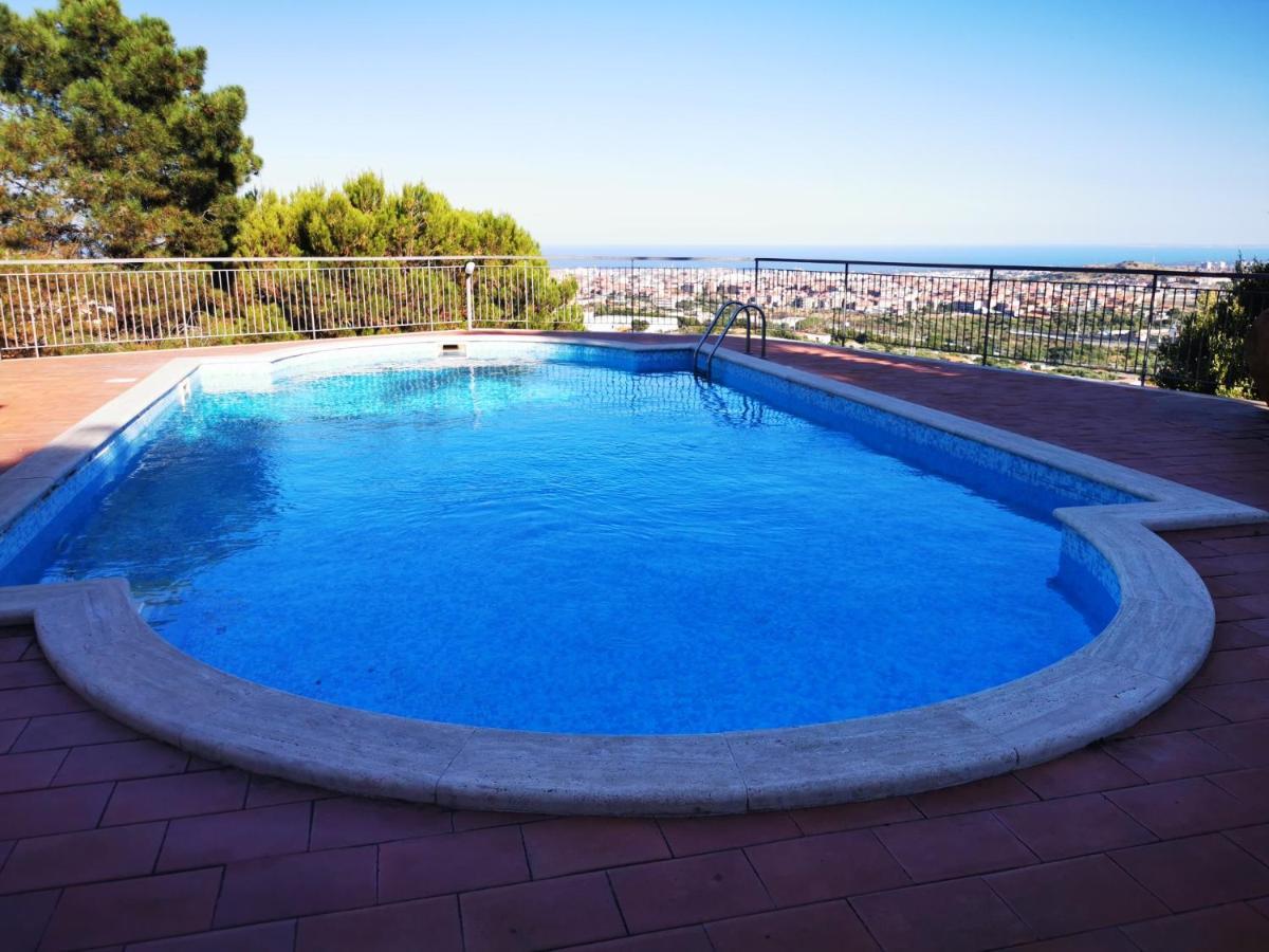 מיסטרביאנקו Holiday Flower Villa Panoramica Sul Golfo Di Catania מראה חיצוני תמונה